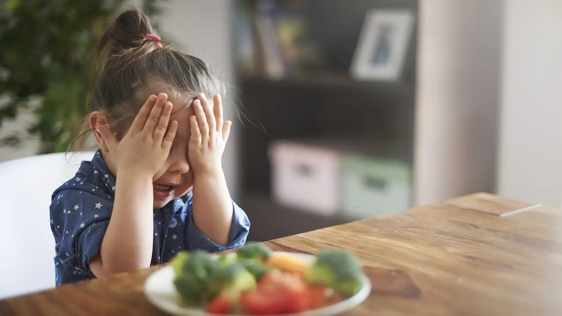 Background image for ARFID (Avoidant/Restrictive Food Intake Disorder) Hypnotherapy